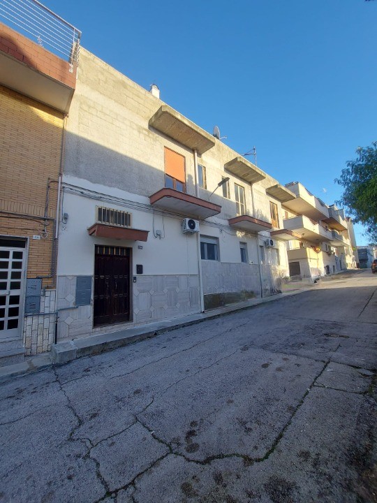 8 Appartamento in via Ugo Foscolo – via Roma