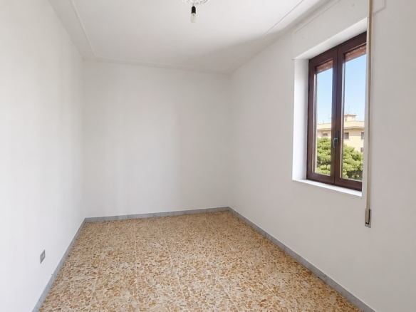 584