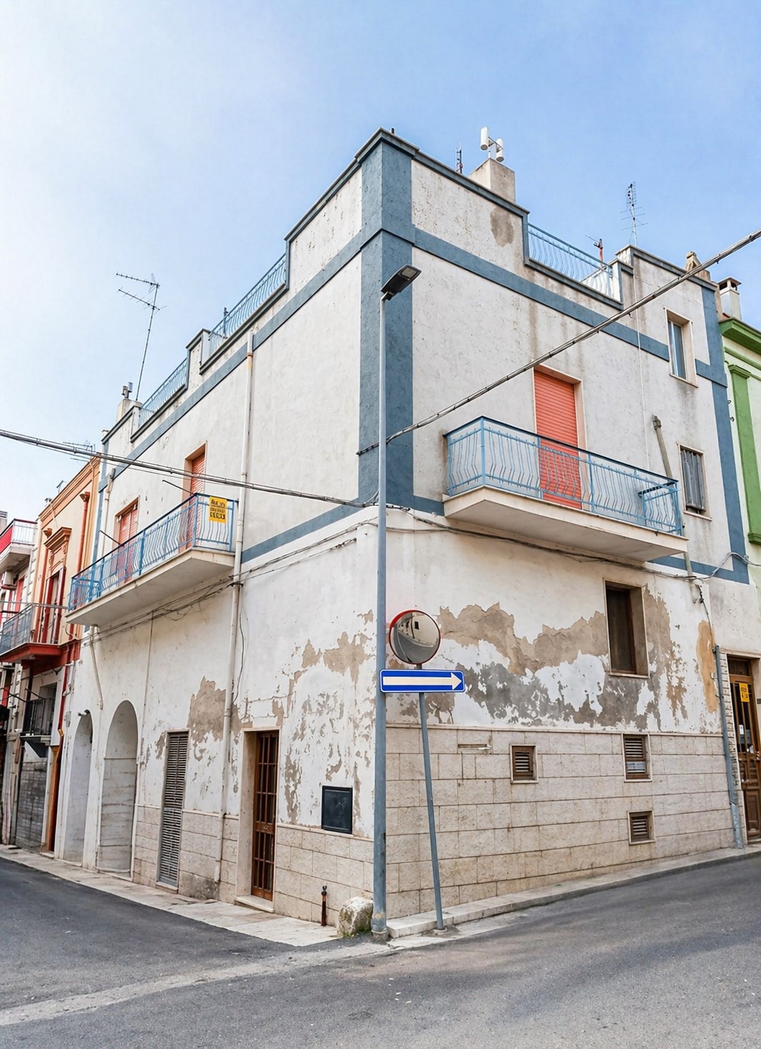 Casa indipendente in via Montegrappa