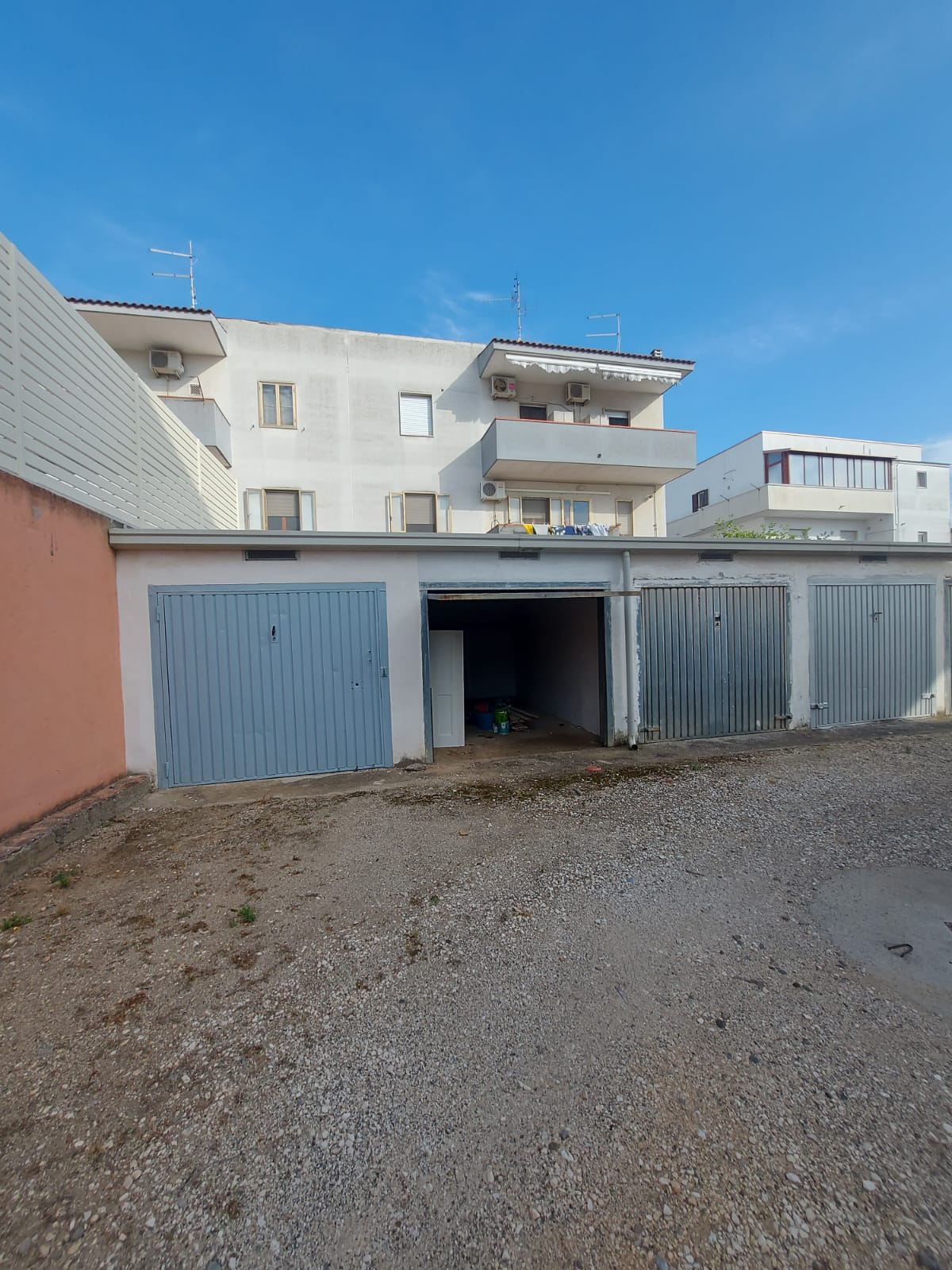 a44275ae-590a-4528-a97c-215ff1c4cec6 Appartamento in via Catania