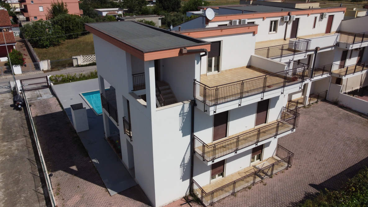esterno Appartamenti primo piano in via Pescara