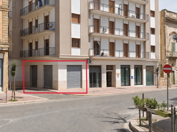 Locale commerciale in via G. Matteotti