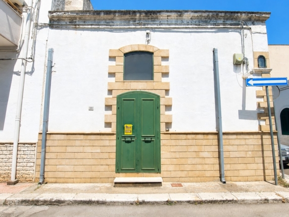Casa indipendente in via Armando Diaz