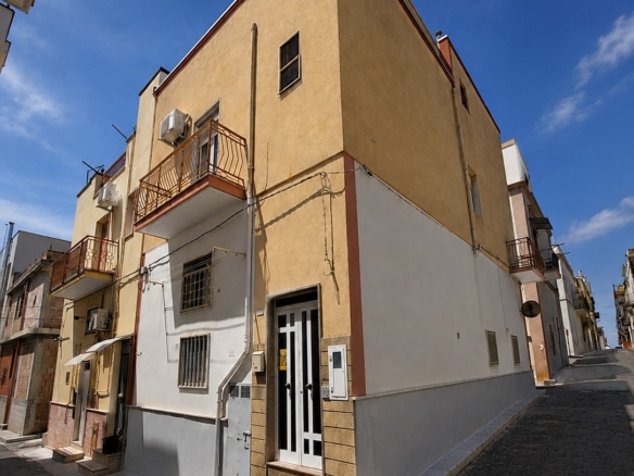 Casa indipendente in via XXIV Maggio