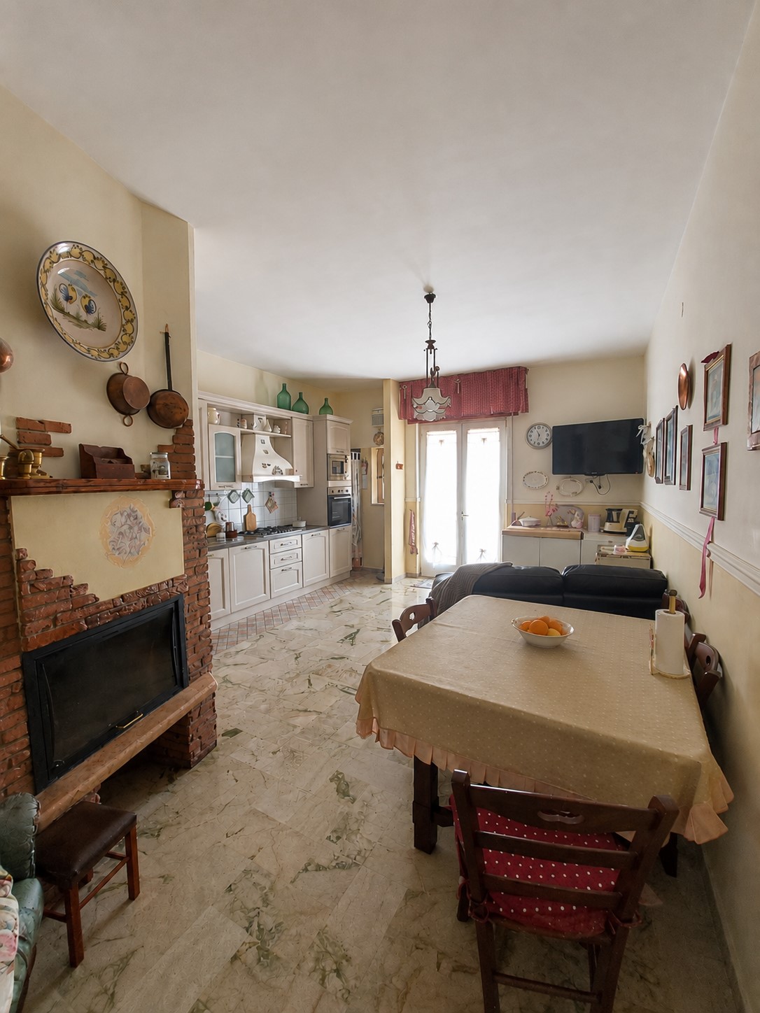 18 Intero stabile in via Redipuglia – via Asiago