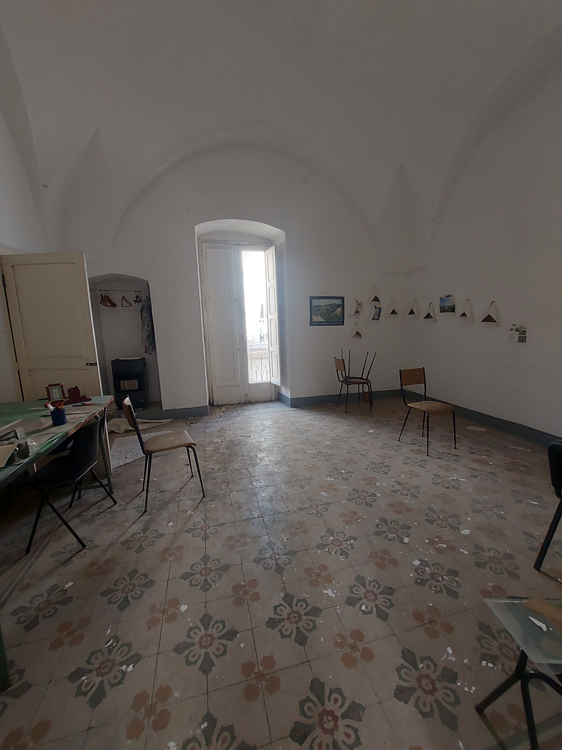 Intero stabile in via Montegrappa