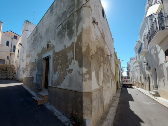 Casa indipendente via Datteri