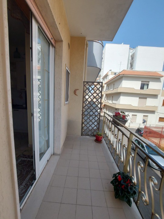 6 Intero stabile in via Redipuglia – via Asiago