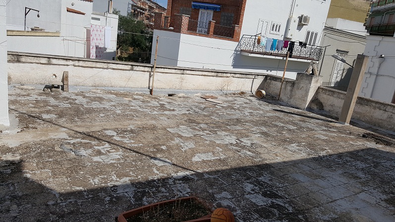 terrazza mod. Casa indipendente in via Raffaello Sanzio