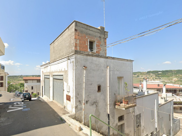 Locali in via Zara