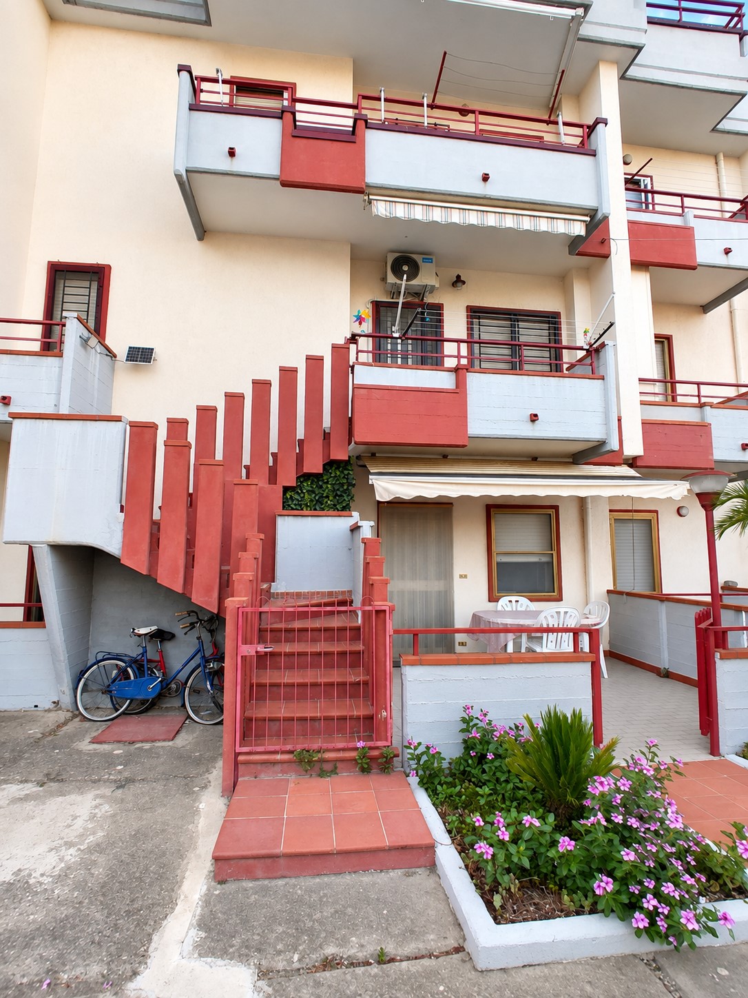 2 Appartamento in via Alfredo Casella