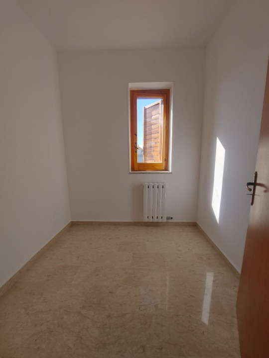 APPARTAMENTO AL SECONDO PIANO IN VIA F. SAVERIO